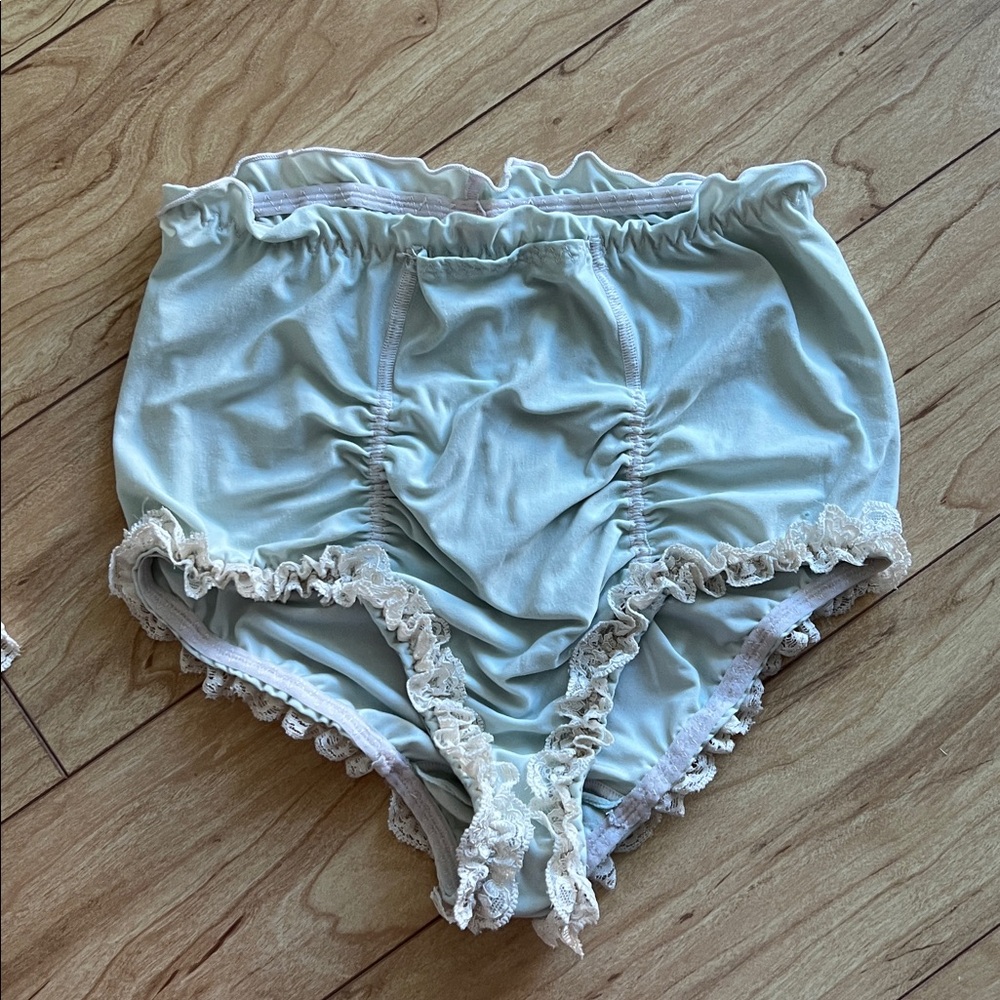 HaH Hot As Hell Lace Pajama Set light blue - Picture 6 of 8